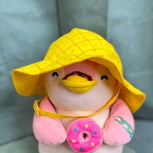 Cute never-worn pineapple sun hat!